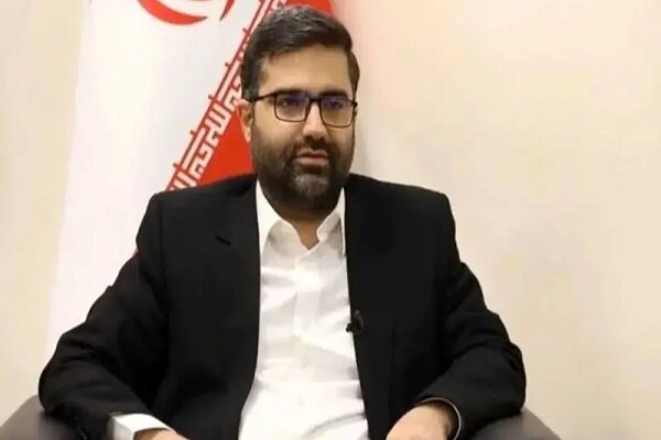 سقاب اصفهانی: به ازای هر یک چاه نفت، ۴ چاه نفت را بمباران میکنیم سقاب اصفهانی: به ازای هر یک چاه نفت، ۴ چاه نفت را بمباران میکنیم