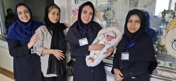 ترخیص نوزاد ۲۶هفتهای پس از ۷۰ روز مراقبت ویژه در NICU بیمارستان غرضی