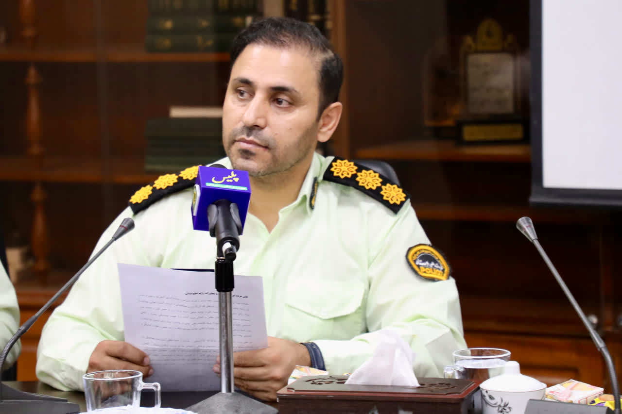 مختومه شدن ۳۸ هزار پرونده در پلیس اصفهان؛ رشد ۷۱ درصدی در مشاوره و مددکاری مختومه شدن ۳۸ هزار پرونده در پلیس اصفهان؛ رشد ۷۱ درصدی در مشاوره و مددکاری